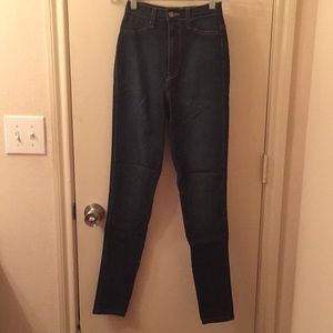 Women’s High-Waist Jeans
